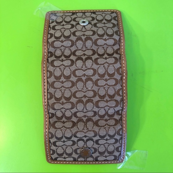 EUC Coach Signature Logo Contact Lens Travel Case - Picture 4 of 8